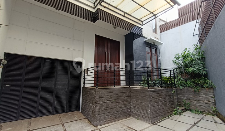 Nice House Ready to Live In Semi-Furnished Setramurni Asri Nice House Ready to Live In Semi-Furnished Setramurni Asri