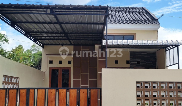 Rumah di Solo Bonus Kanopi, Kitchen Set, Dan Pagar Belakan 1