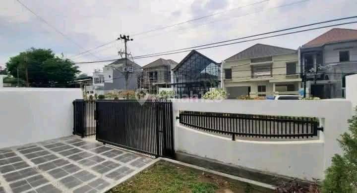 Dijual Rumah Mewah Alamanda Residen Sambiroto Semarang 2