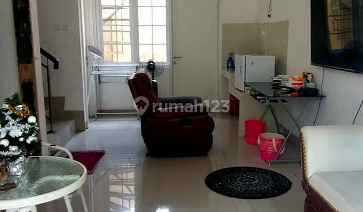 DISEWAKAN RUMAH DI PARAMOUNT VILLAGE SIMONGAN TENGAH KOTA 2
