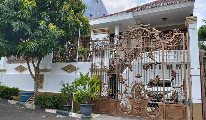 RUMAH MEWAH DI KAWASAN ELIT  MANYARAN 1