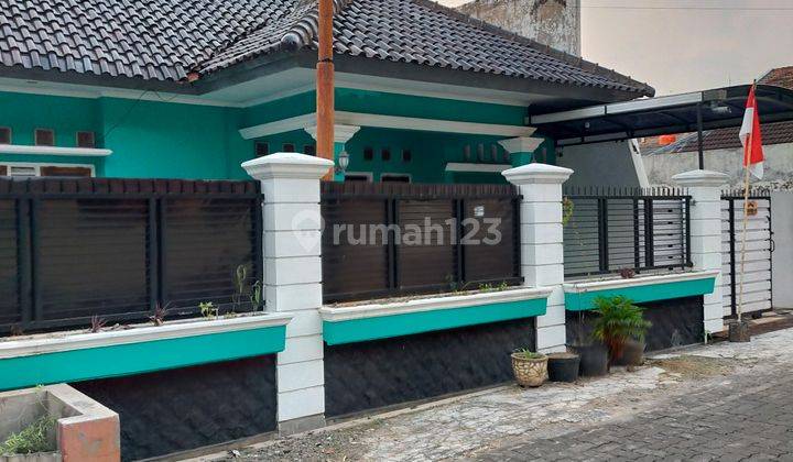 RUMAH BAGUS TENANG  NYAMAN DI PERUM SINAR WALUYO SEMARANG 1