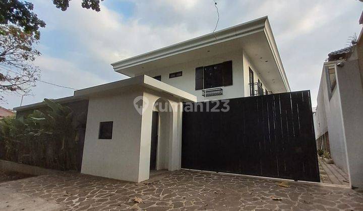 RUMAH MEWAH 2 LANTAI TLAGA BODAS SEMARANG ATAS 2