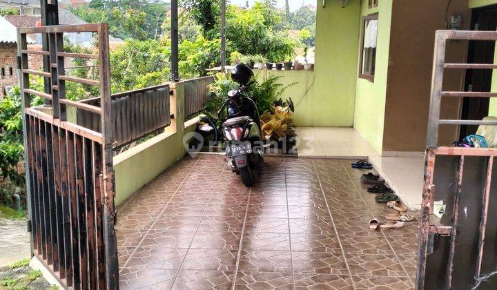 RUMAH JALAN PENATARAN MANYARAN DEKAT SWALAYAN ANEKA JAYA DAN TOL 1