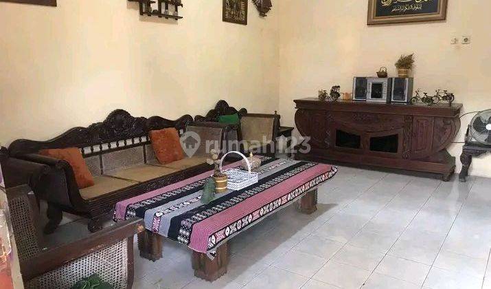 DIJUAL RUMAH  DI JALAN SAPTA PRASETYA PEDURUNGAN SEMARANG DEKAT PASAR 2