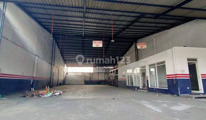 DISEWAKAN RUKO ATAU GUDANG TEMPAT USAHA DI JALAN RAYA KEDUNGMUNDU SEMARANG 2