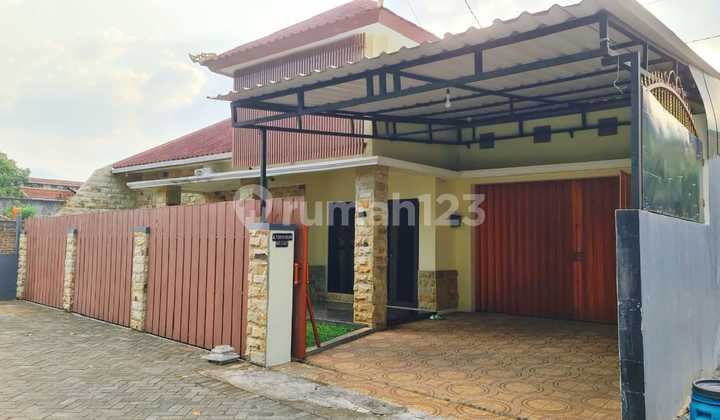 Dijual Rumah Mewah Garasi Luas Di Tembalang Dekat Undip 1