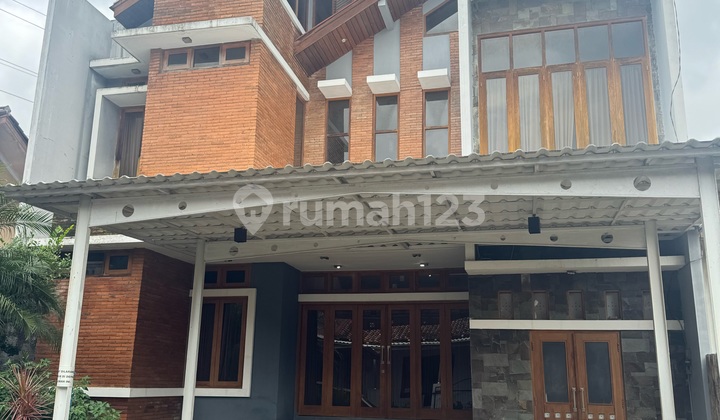 Rumah Mewah Tengah Kota Sampangan Semarang 2