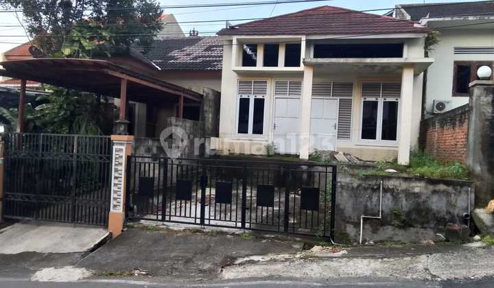 Dijual Rumah Pinggir Jalan Raya Beringin Ngalian 1