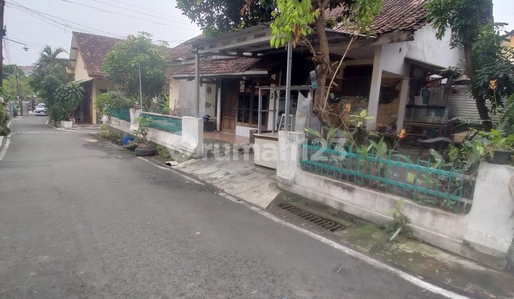Dijual Tanah Bonus Rumah Di Semarang Kota Dekat Rs Kariadi/pamularsih Semarang 1