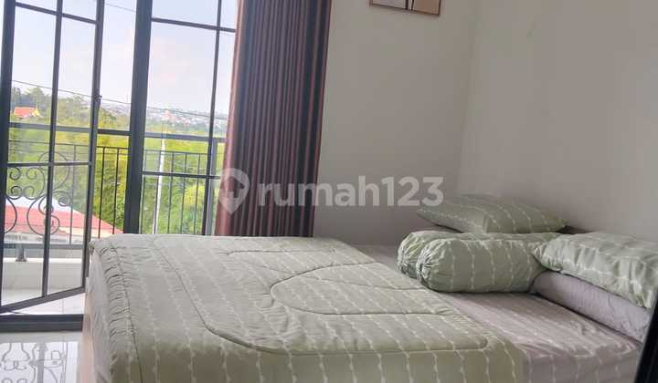 Rumah Mewah Tenang Nyaman di Grand Armina Banyumanik Semarang 2