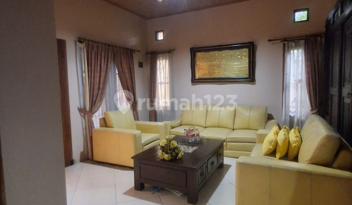 Disewakan Rumah Jalan Durian Banyumanik Semarang 2