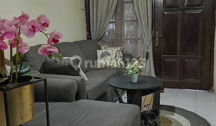 Rumah Dalam Perumahan Pasadena Manyaran 1