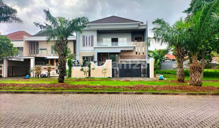 Rumah Mewah Graha Padma Krapyak Semarang 1