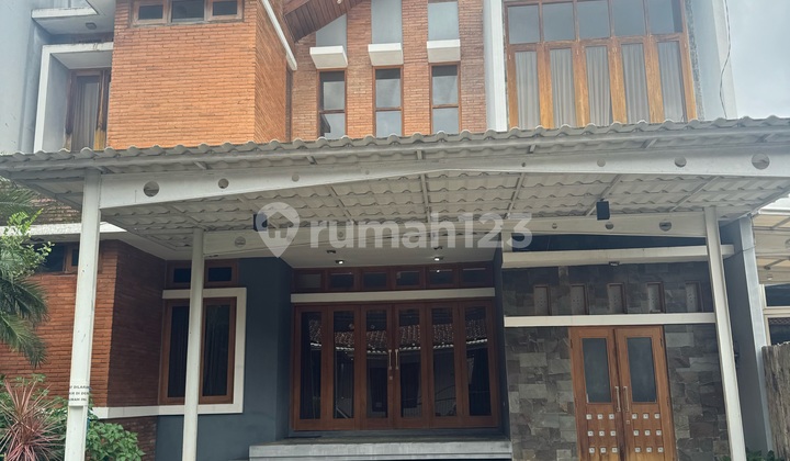 Rumah Mewah Tengah Kota Sampangan Semarang 1