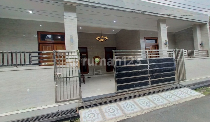 Rumah Mewah Bukit Sari Full Renovasi Dekat Undip Tembalang 2