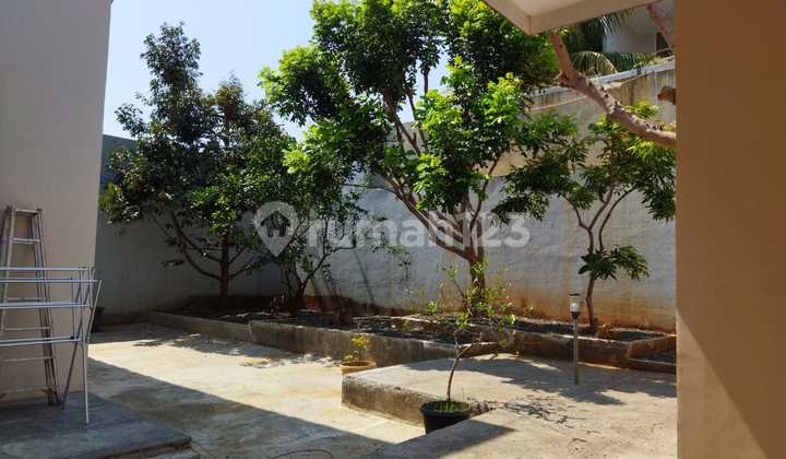 Dijual Rumah Nyaman Luas Depan Danau Bsb City Mijen Semarang 2