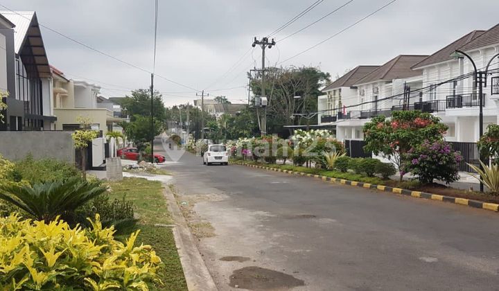 Rumah Mewah Alamanda Sambiroto Tembalang Semarang 2