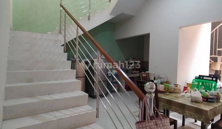 Rumah Mewah Strategis Tengah Kota Semarang  2