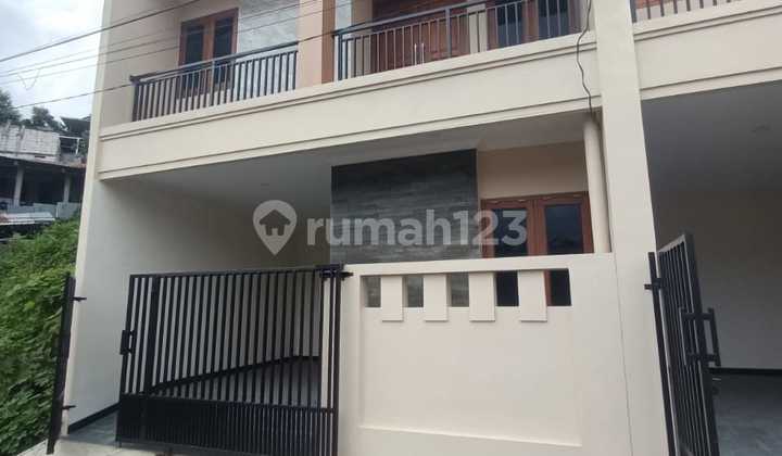 New House in the Center of Tumpang Gajahmungkur Semarang 1
