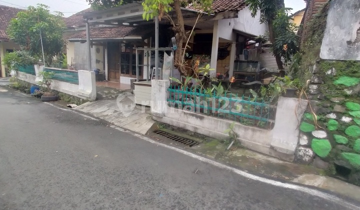 Dijual Tanah Bonus Rumah Di Semarang Kota Dekat Rs Kariadi/pamularsih Semarang 2