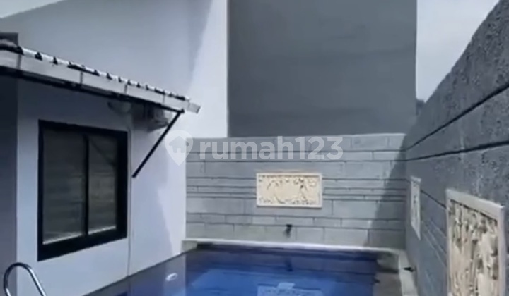 Rumah Ada Kolam Renang Griya Duta Mas Ungaran 1