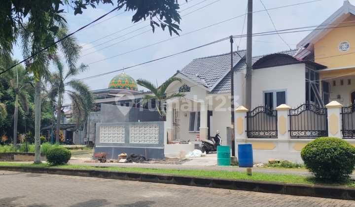 For Sale Fully Renovated House with Spacious Land in Beringin Ngalian Semarang 1