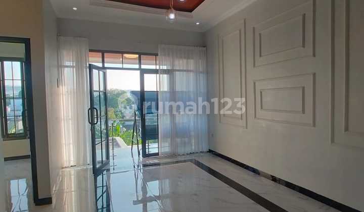 Luxury Ready-to-Occupy House Near Manyaran Toll Road, Semarang 2
