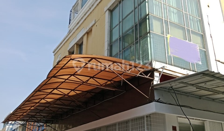 Ruko Bagus 300 m2 HGB Cempaka Putih, Jakarta Pusat (jual/sewa) Ruko Bagus 300 m2 HGB Cempaka Putih, Jakarta Pusat (jual/sewa)