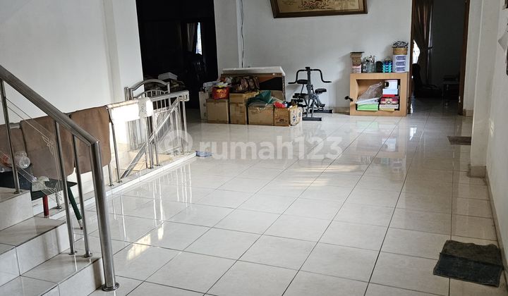 Good House Furnished SHM Tamansari, West Jakarta (SHM & HGB) 2