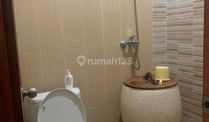 Rumah 3 Lantai Bagus Furnished SHM di Gunung Sahari, Jakarta Pusat 2