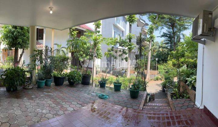 Rumah 3 Lantai Bagus Unfurnished di Pantai Mutiara, Jakarta Utara 2