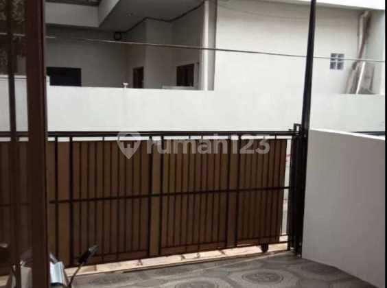 Rumah Bagus Unfurnished SHM Kemayoran, Jakarta Pusat 2