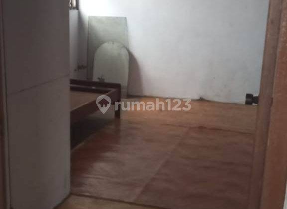 Rumah Bagus Unfurnished SHM di Duri Pulo, Jakarta Barat 2