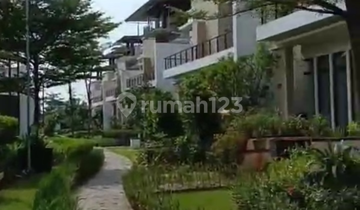 Royalton Townhouse Nice Semi-Furnished HGB Gunung Sahari, Central Jakarta