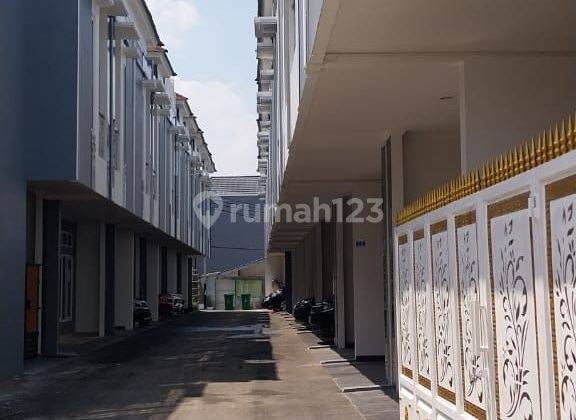 Di Jual Rumah Cantik 2 Lantai Di Matraman  1