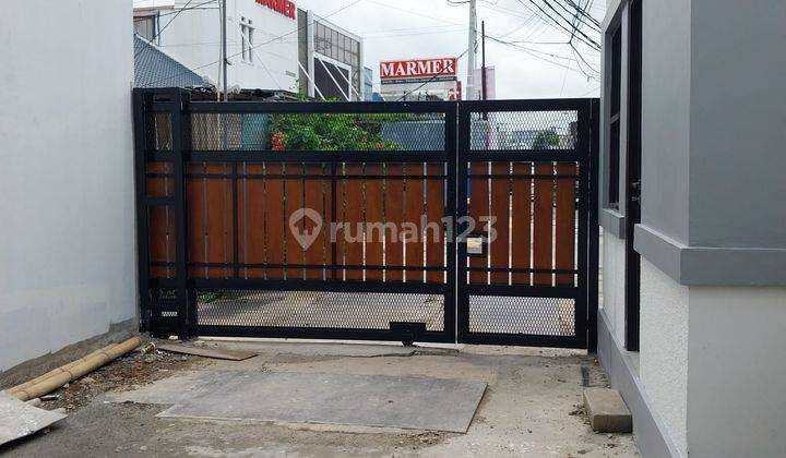 Di Jual Rumah Cantik 4 Kamar Dekat Mall Green Pramuka 1