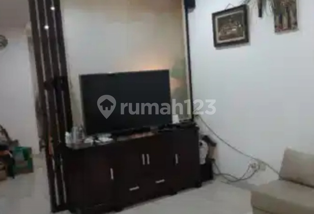 Rumah Mutiara Taman Palem Dijual Murah