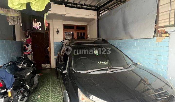 Rumah 2 lantai Taman Palem Lestari dijual murah 2