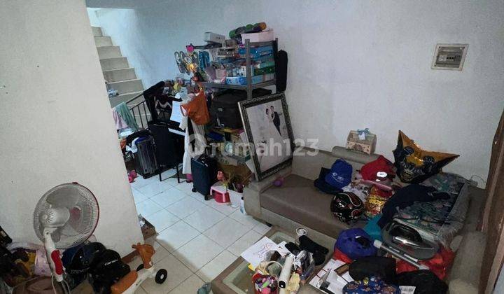 Rumah 2 lantai Taman Palem Lestari dijual murah 1