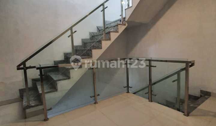 Taman Palem Lestari House for Quick Sale Taman Palem Lestari House for Quick Sale