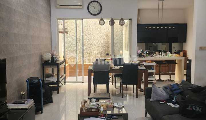 Rumah Golf Lake Dijual Cepat Laku 2