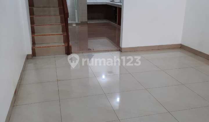 Rumah Taman Palem Lestari Disewakan Murah dan Cepat