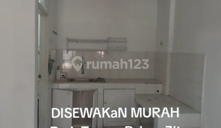 Rumah Taman Palem Lestari Disewakan Murah 2