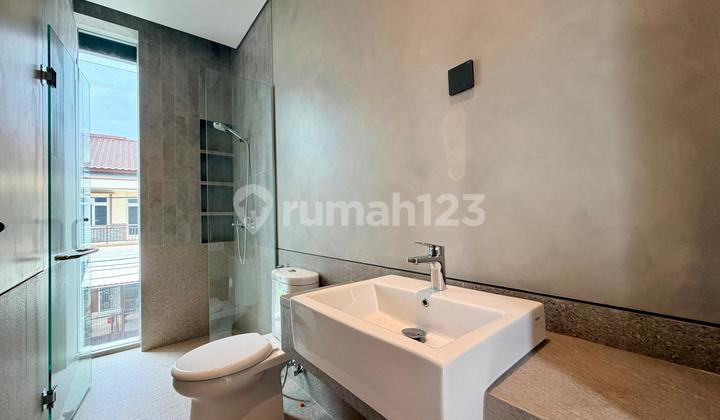 Rumah Joglo Jakarta Barat Dijual Murah dan Cepat Laku 2