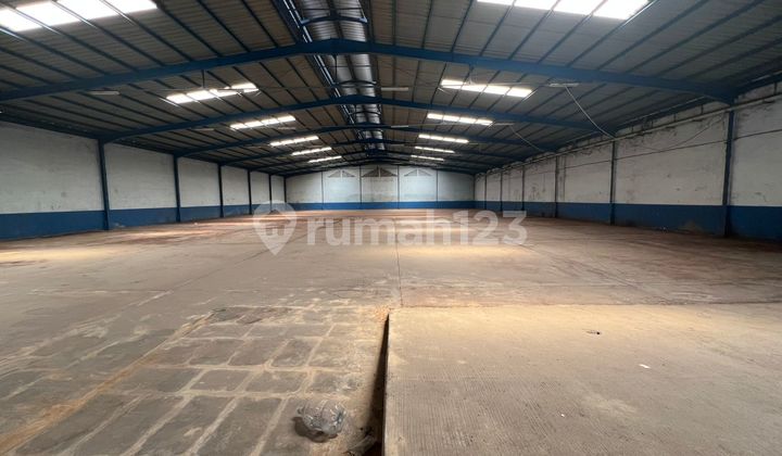Warehouse in Pantai Indah Dadap for Rent at a Low Price Warehouse in Pantai Indah Dadap for Rent at a Low Price