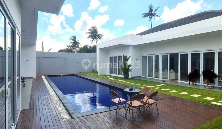 Villa Luxury Canggu 6 Bedroom Siap Huni  2