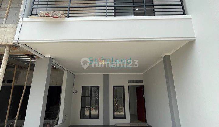  Rumah Semi Furnished Baru SHM - Sertifikat Hak Milik di Jalan pondok lakah , Ciledug 1