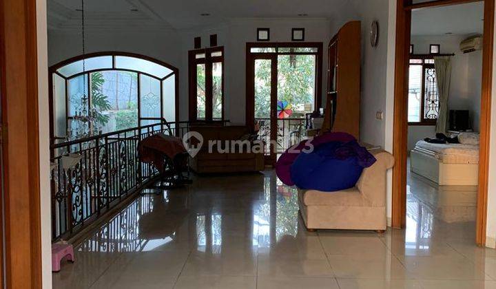 Dijual Rumah 2 Lantai SHM Furnished Riau Nego 1