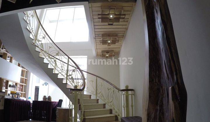 Dijual Hotel Bintang 3 SHM Bagus Ruang Usaha 3300 m Nego 2